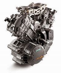 KTM 1290 Super Duke R ABS: Motor