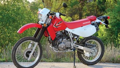 Honda XR 650L color rojo