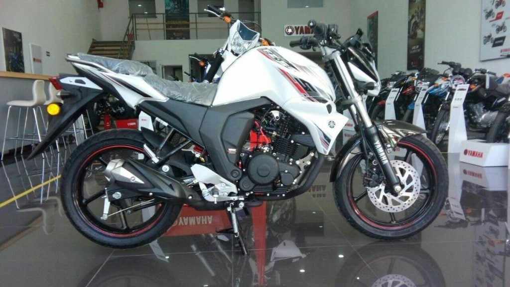 Las motos más vendidas en Colombia durante 2018 - Yamaha FZ-s