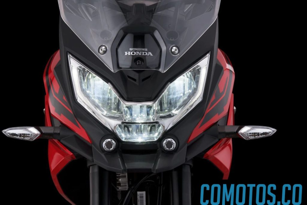 Honda CBF 190X iluminación LED