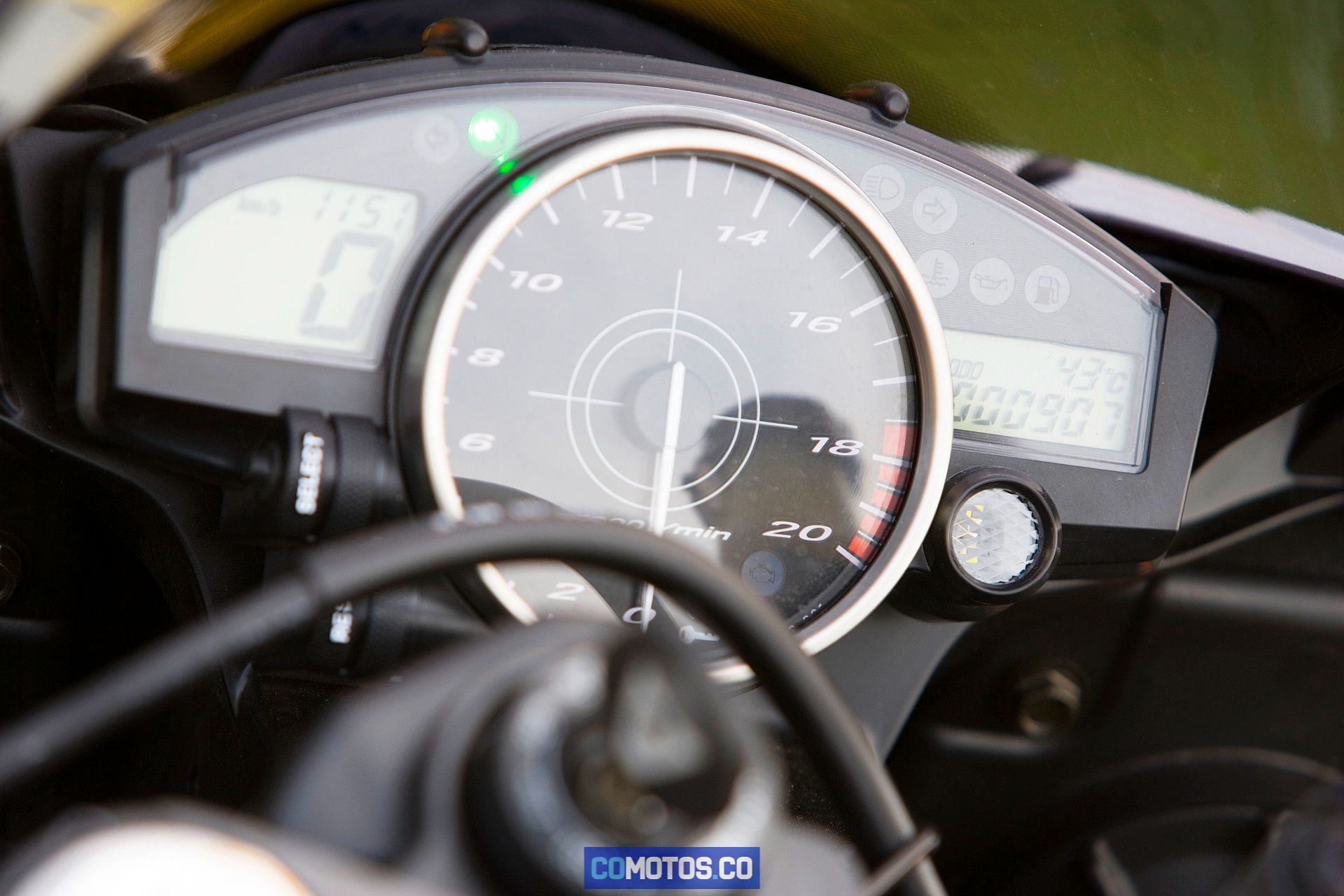 Yamaha YZF-R6 año 2006 - 2007 | Ficha técnica, características y fotos